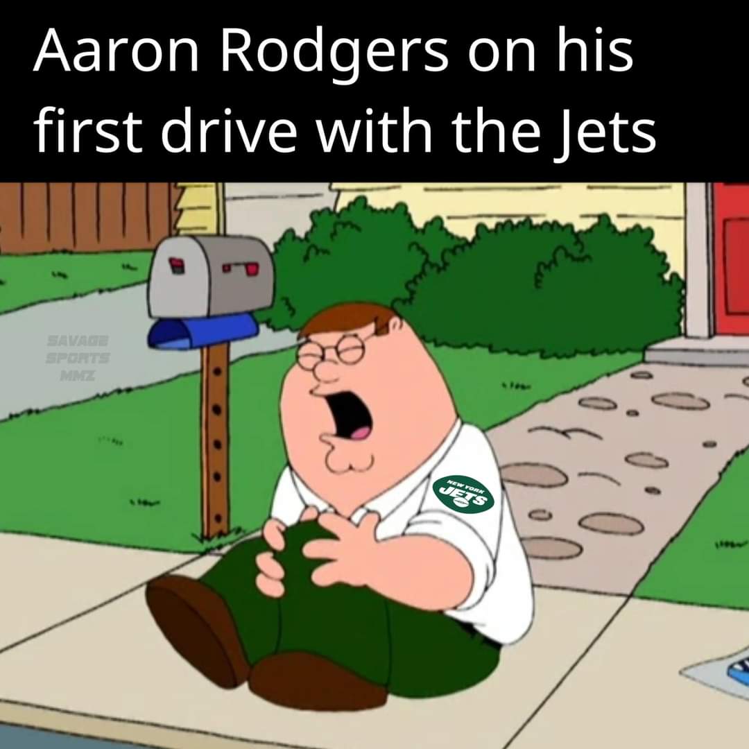 Aaron Rodgers on his 1st drive with the jets